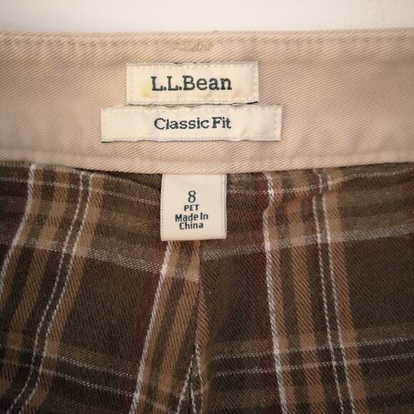 L.L. Bean Ladies Size 8 Petite Classic Fit Beige Straight Leg Lined Pants - Picture 3 of 8